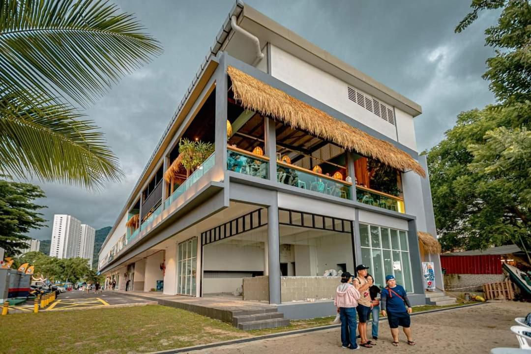 Executives Pantai Seaview Batu Ferringhi 2704 - 2 Bedrooms エクステリア 写真